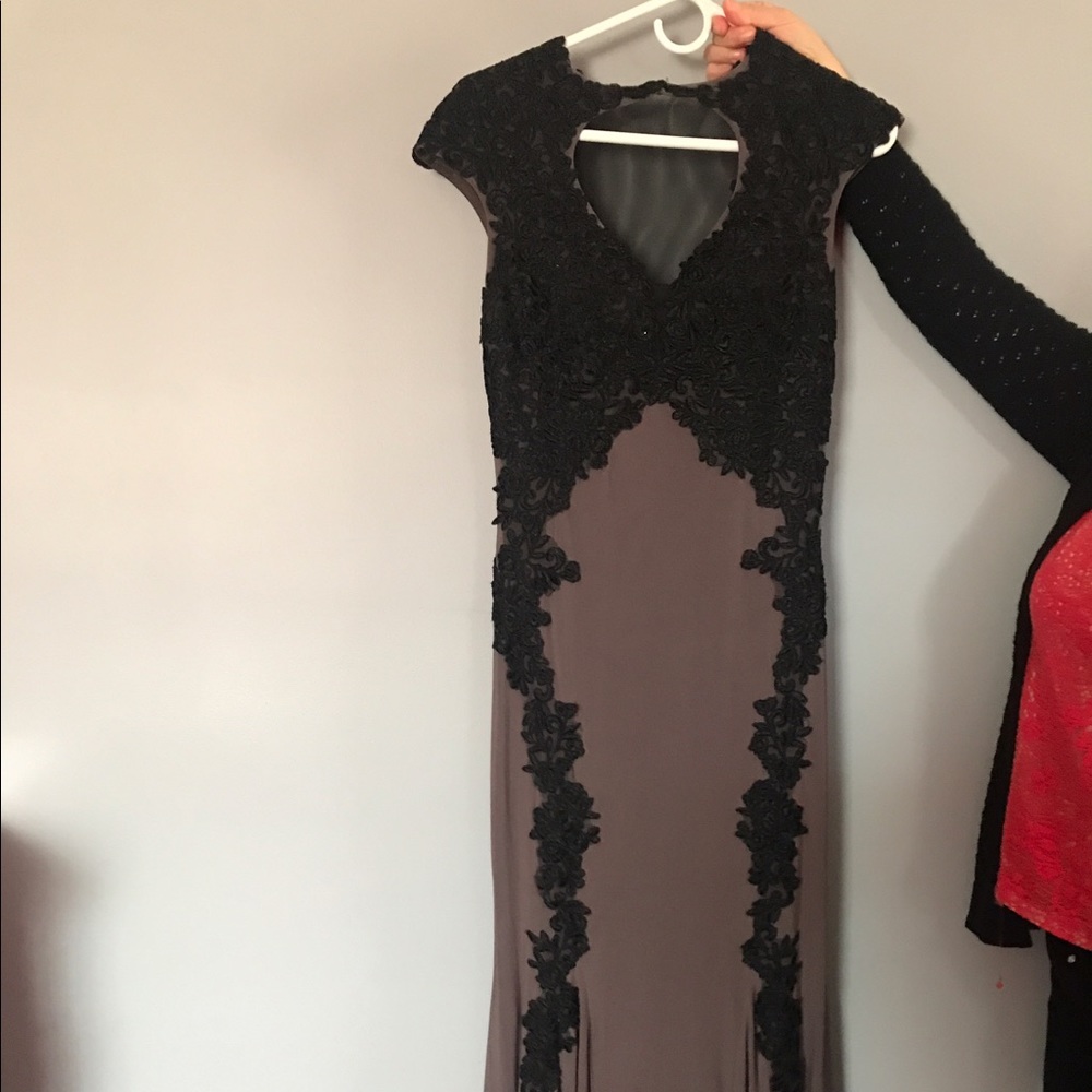 In love with this dress, got so many compliments!